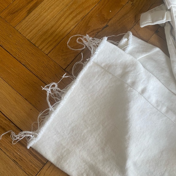 ZARA • frayed cream jeans - Picture 4 of 11